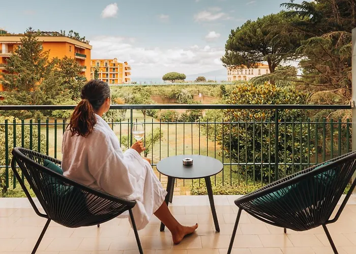 Sama Apartments Sorrento